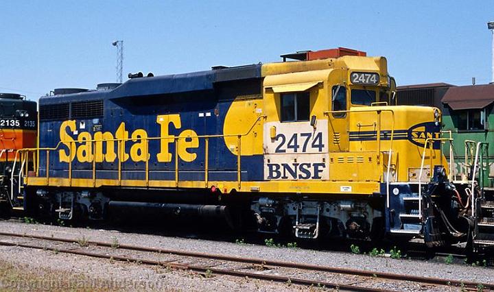 BNSF 2474 GP30.jpg